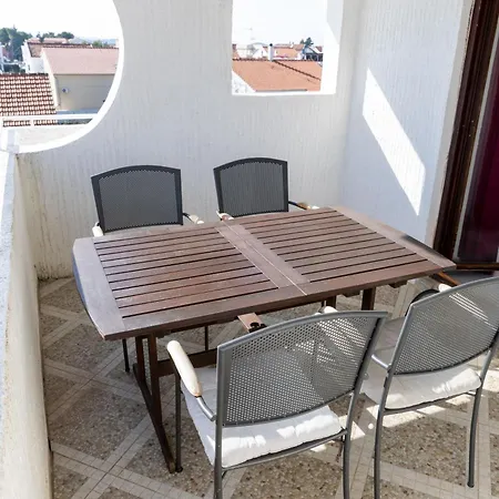Trlaja Apartman Vodice