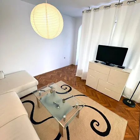 Trlaja Apartman *
